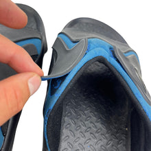 Load image into Gallery viewer, 2000s Oakley sample sliders
