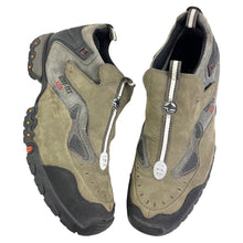 Load image into Gallery viewer, 2000s Clarks active air Gore-tex XCR
