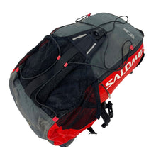 Load image into Gallery viewer, 2000 Salomon Day Backpack
