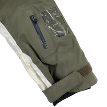 Load image into Gallery viewer, 2000s Helly Hansen Flo2w mechanical venting system jacket
