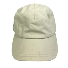 Load image into Gallery viewer, 1990s Goretex test team toggle cap
