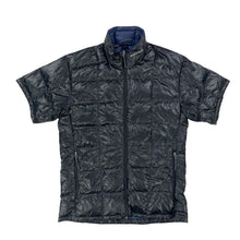 Load image into Gallery viewer, 2000 Mont-bell puffer shirt
