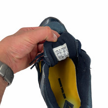 Load image into Gallery viewer, 2004 Nike Air terra sebec VII

