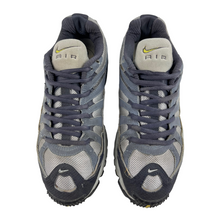 Load image into Gallery viewer, 1998 Nike Air Terra Triax
