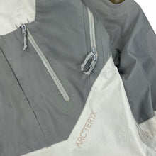 Load image into Gallery viewer, 2000s Arc’teryx sidewinder
