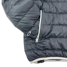Load image into Gallery viewer, Oakley Sidewinder vented light puffer jacket
