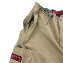 Load image into Gallery viewer, 2000s Abercrombie and Fitch snopants

