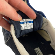 Load image into Gallery viewer, 2000 Adidas Ozmosis
