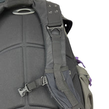 Load image into Gallery viewer, 2011 Oakley 3.0 small icon backpack
