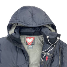 Load image into Gallery viewer, 2005 Oakley Hydrofuel 4 puffer jacket
