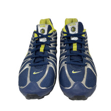 Load image into Gallery viewer, 2004 Nike Shox
