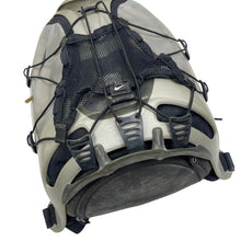 Load image into Gallery viewer, 2000 Nike epic hardshell backpack
