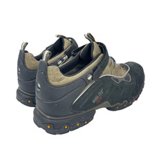 Load image into Gallery viewer, 2000s Clark’s active air Gore-tex XCR

