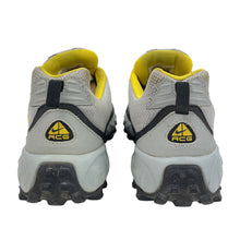 Load image into Gallery viewer, 2002 Nike ACG Phassad
