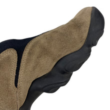 Load image into Gallery viewer, 2000s Oakley flesh slip on
