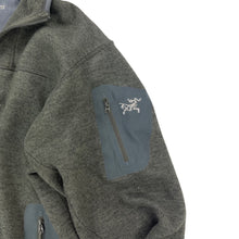 Load image into Gallery viewer, 2000s Arc’teryx covert hoodie
