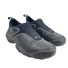 Load image into Gallery viewer, 2000 Oakley Flesh slip on
