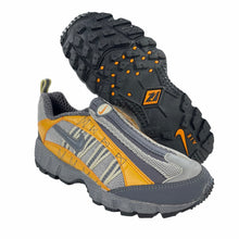 Load image into Gallery viewer, 2001 Nike terra air Humara slip on
