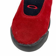 Load image into Gallery viewer, 2000s Oakley flesh slip on
