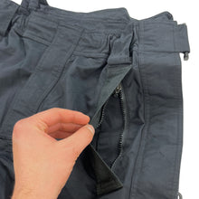 Load image into Gallery viewer, 2000s Oakley Software knee pad salopettes
