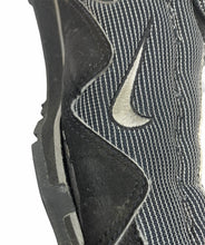 Load image into Gallery viewer, 2001 Nike ACG pocketknife
