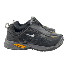Load image into Gallery viewer, 2005 Nike ACG Watershield
