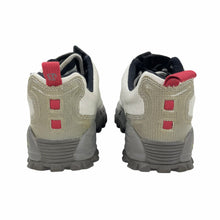 Load image into Gallery viewer, 2001 Nike ACG Wailuku
