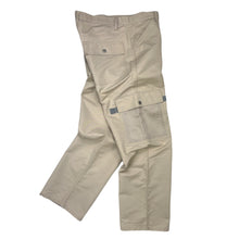 Load image into Gallery viewer, 2000s Levi’s Silvertab cargo bottoms
