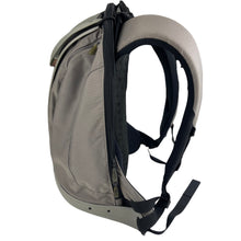 Load image into Gallery viewer, 2005 Nike epic hardshell backpack
