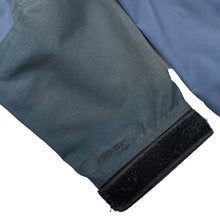 Load image into Gallery viewer, 2000s Simms Gore-tex XCR jacket
